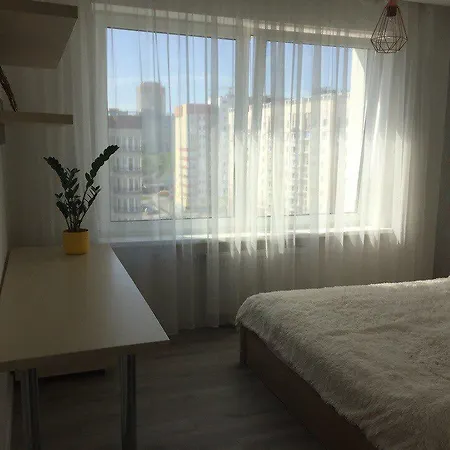 Vip-appartamenty Na Sutki Apartment *